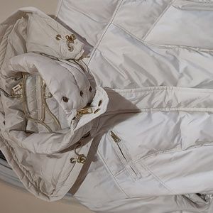 Cole Haan signature  long   white winter coat   size  LG